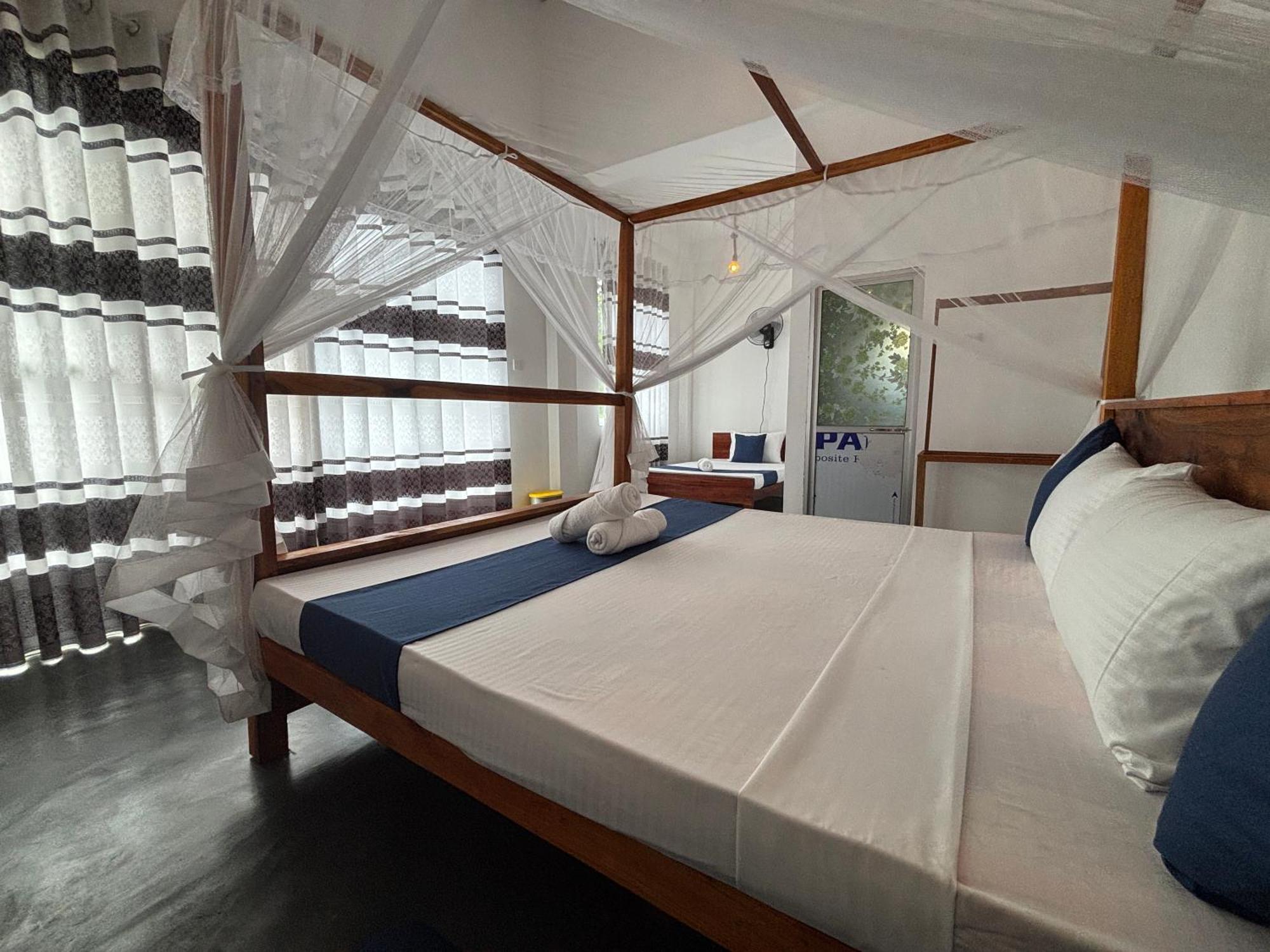 Noble Nest Hirikatiya Hotel ดิคเวลลา ภายนอก รูปภาพ